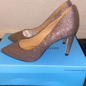 Antonio Melani Glitter Pumps